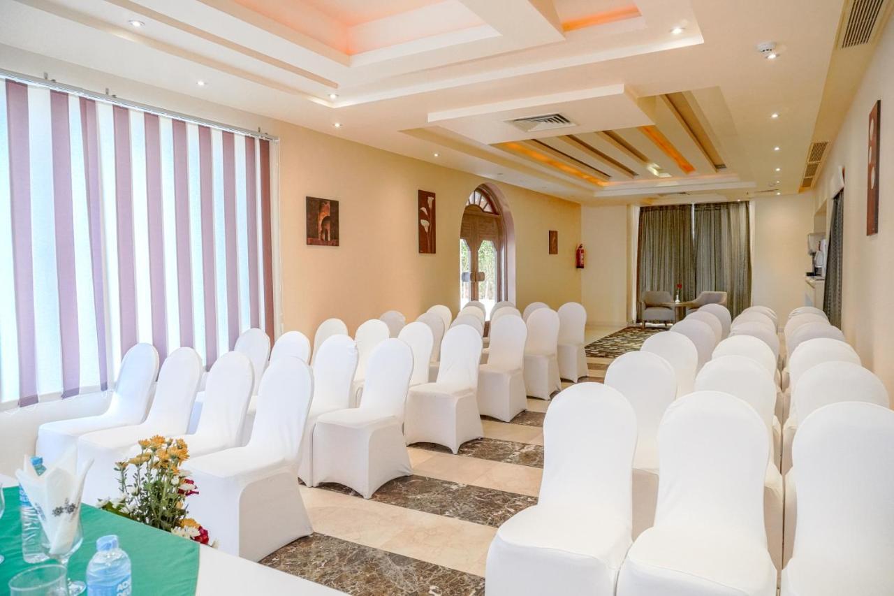 Charmillion Club Aquapark Hotel Sharm el-Sheikh Luaran gambar The hotel's conference room