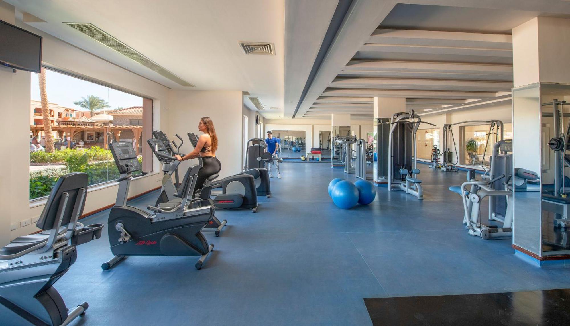 Charmillion Club Aquapark Hotel Sharm el-Sheikh Luaran gambar The gym at the hotel